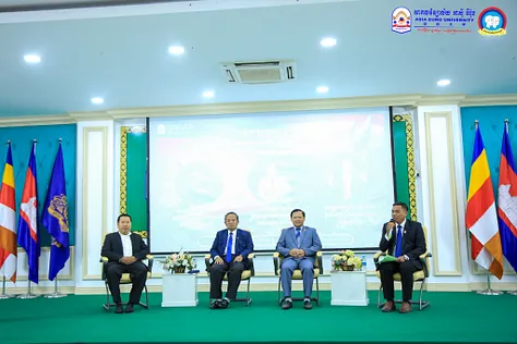 វេទិកាវិទ្យាសាស្រ្តលើប្រធានបទស្ដីពី «សារៈសំខាន់នៃមុខជំនាញ វិទ្យាសាស្រ្តនយោបាយ និងទំនាក់ទំនងអន្តរជាតិ ក្នុងបរិបទសង្រ្គាមឈ្លានពានថៃមកលើកម្ពុជា និងសណ្ដាប់ធ្នាប់ពិភពលោកបច្ចុប្បន្ន»